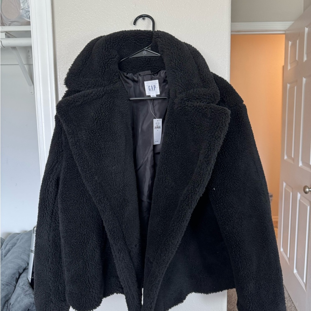 GAP Women's Black Sherpa Jacket